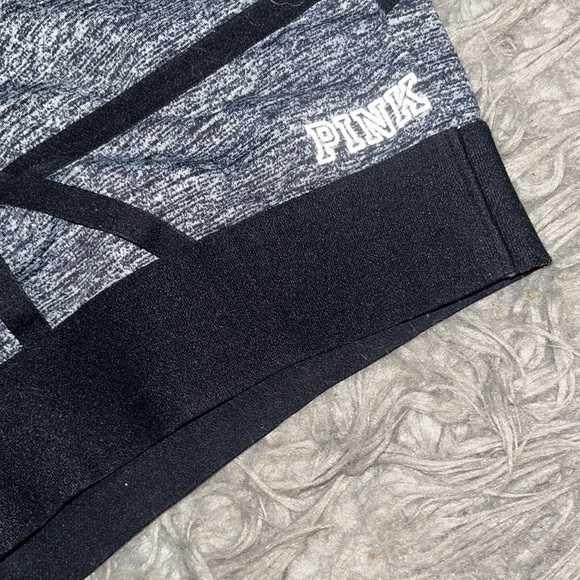 PINK Sports Bra - Picture 5 of 6